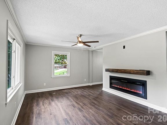 4th image of 3509 Greg Dr