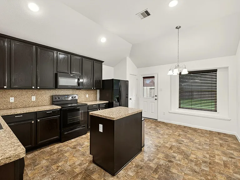 22414 Guston Hall Ln — Photo 10
