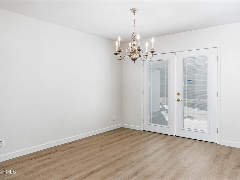 1303 W Devonshire St #1 — Photo 15