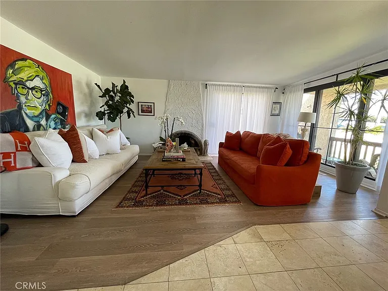 327 S Meadows Ave — Photo 5