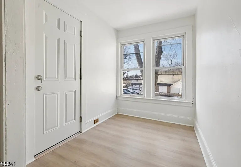 66 N Washington Ave #1 — Photo 16