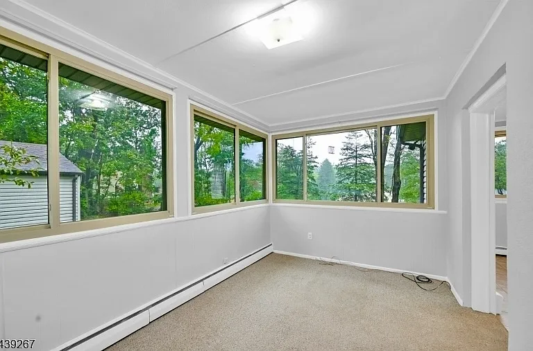 14 Sharon Ct — Photo 11