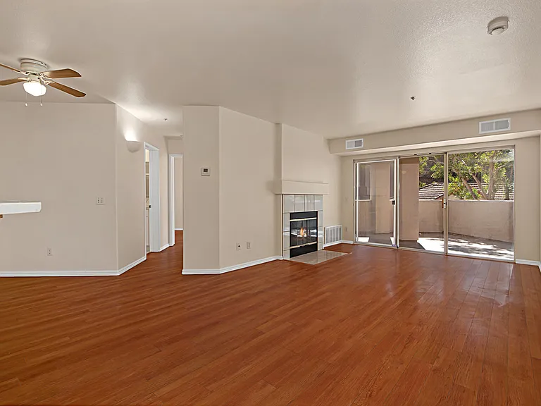11235 Affinity Ct #68 — Photo 2