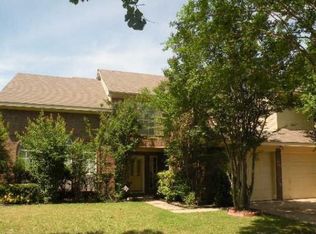 126 Crane Dr, Grand Prairie, TX 75052