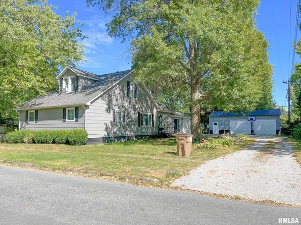 123 N Charles St, Carlinville, IL 62626