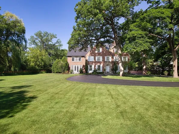 976 Oak Ter, Glencoe, IL 60022