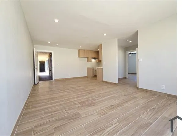 1108 W 110th St, Los Angeles, CA