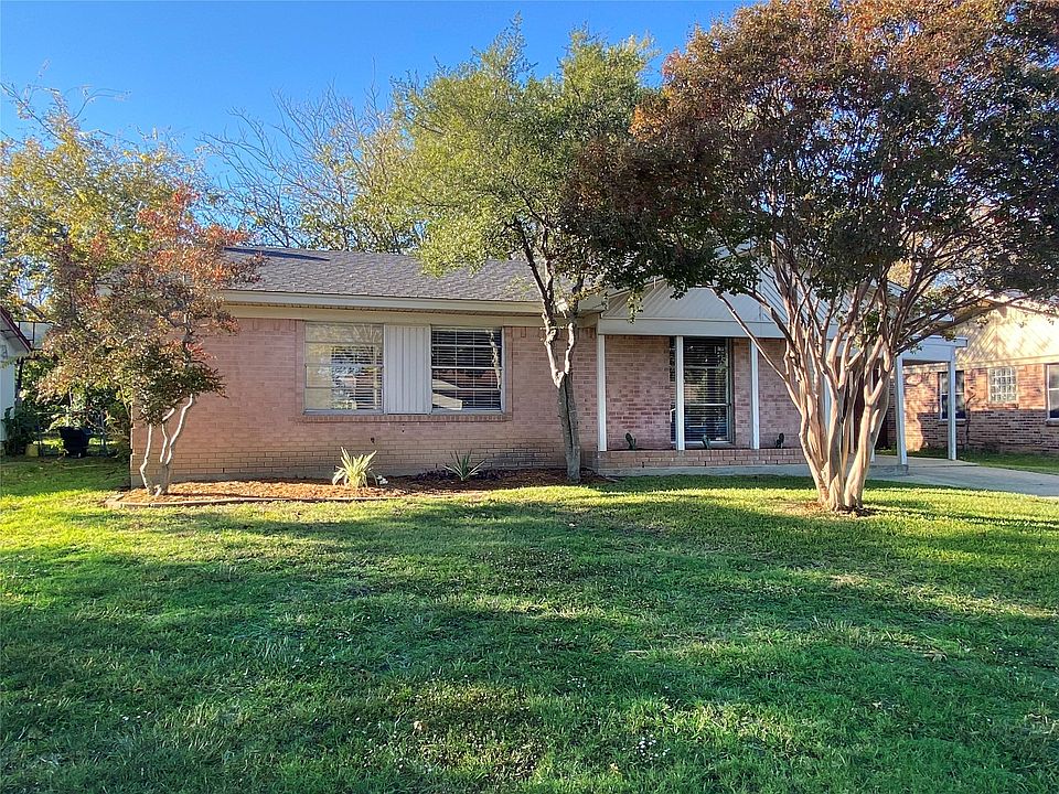 1st image of 3519 Palm Dr