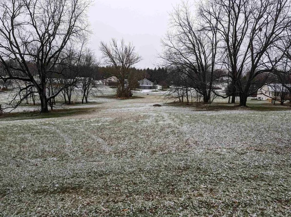 1742 Lake Summerset Rd, Davis, IL 61019