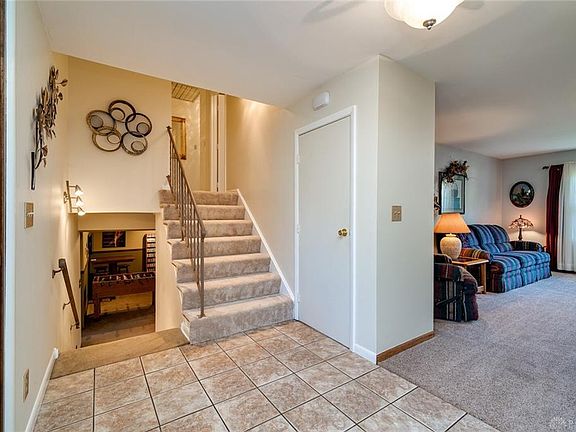 3rd image of 140 S Village Dr