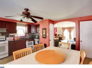 2726 Tremont St, Philadelphia, PA 19136