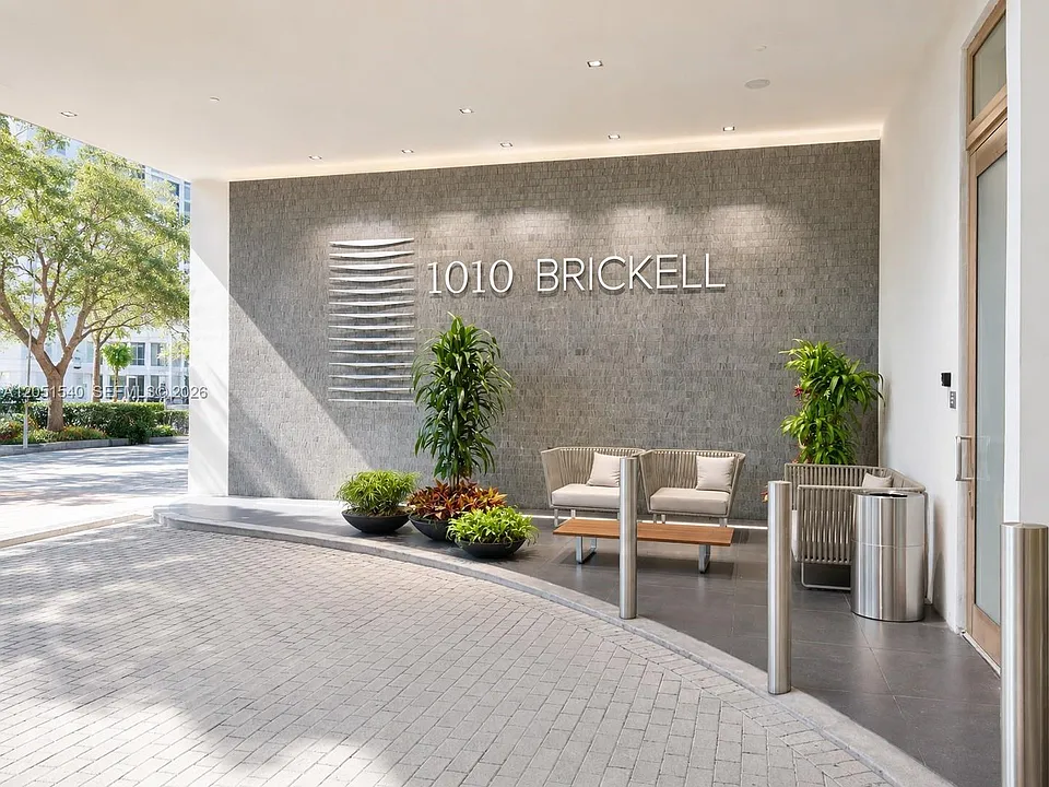 1010 Brickell Ave #3309