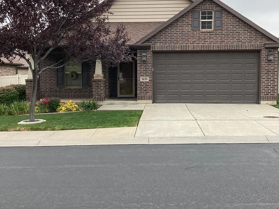 1639 N 475 E