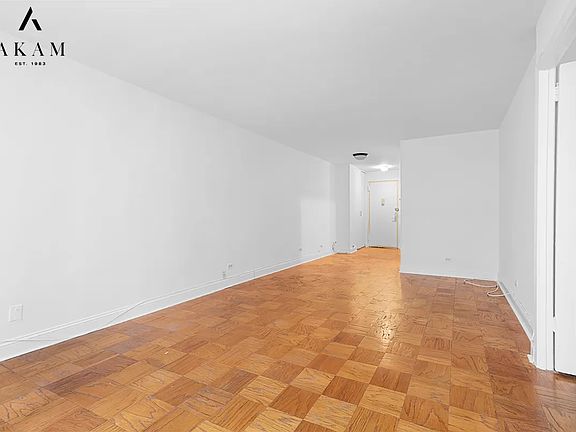 3rd image of 16 W 16th St APT 3FN