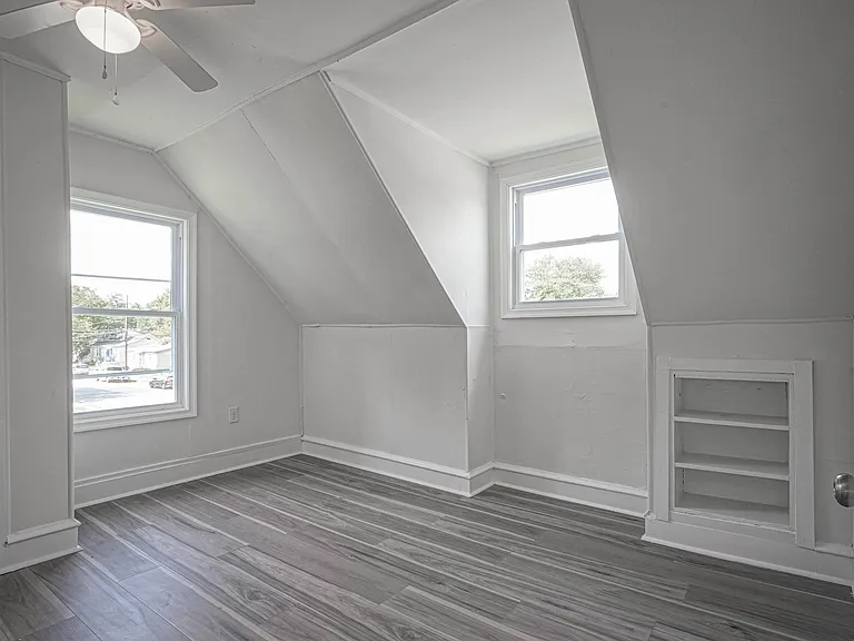 21 & 23 Harding Ave #21 — Photo 25