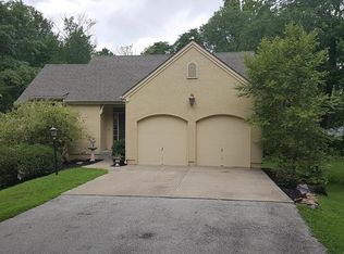 2200 E Red Bridge Rd, Kansas City, MO 64131