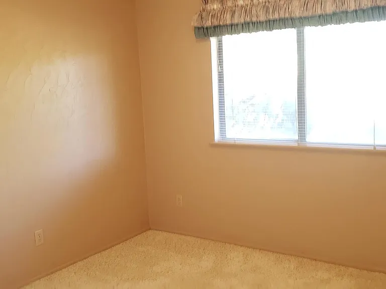 1602 Luna Ct — Photo 25