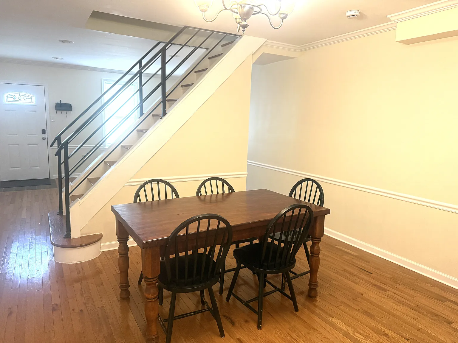 4 bed, 1545 sqft, $2,800 — Photo 3