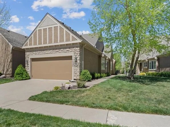 7860 W 157th Ter, Overland Park, KS 66223