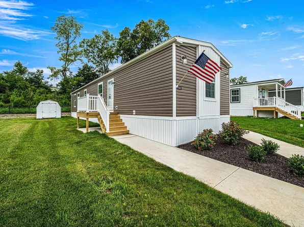 337 Ashwood Ct, Honey Brook, PA 19344