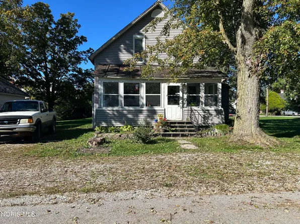 203 Brush St, Pioneer, OH 43554