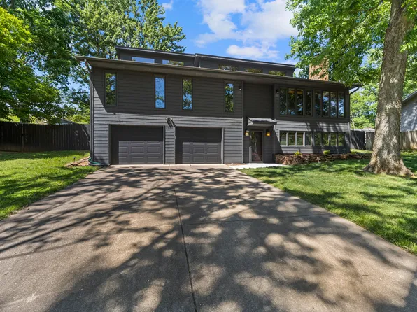 1933 E Buena Vista Street, Springfield, MO 65804
