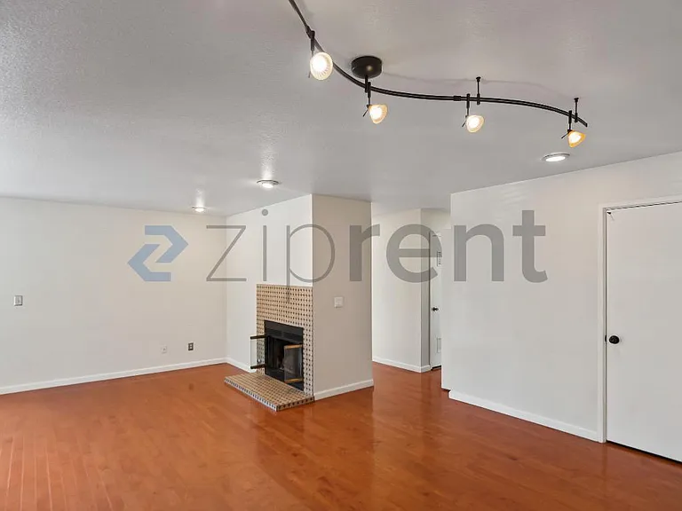16931 Sorrel Way — Photo 12
