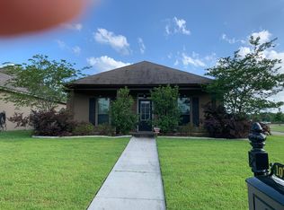 10720 Wrigley Field Ave, Denham Springs, LA 70726