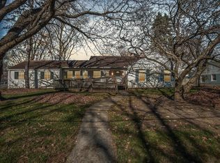 35454 Elm St, Wayne, MI 48184