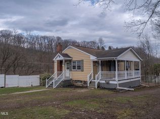 106 Fallon Ln, Tyrone, PA 16686