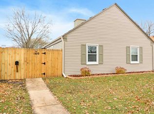 160 Heathgate Rd, Montgomery, IL 60538