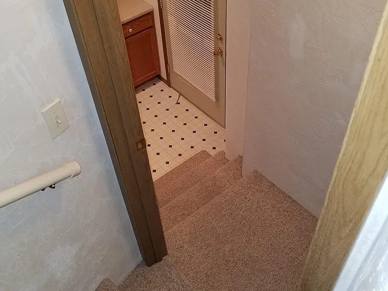 142 Homestead Ln — Photo 6