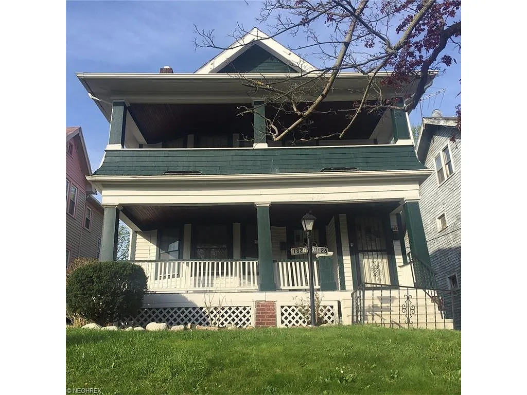 1862 Grantham Rd photo 1
