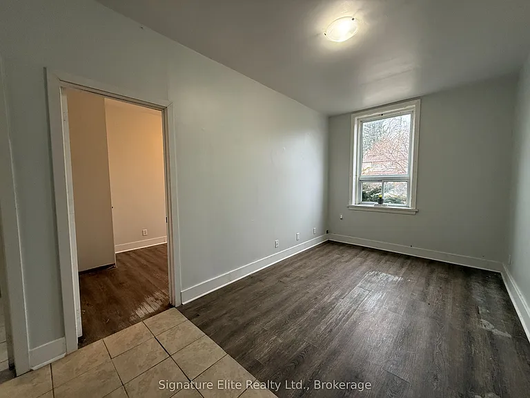 372 Darling St #2 — Photo 2
