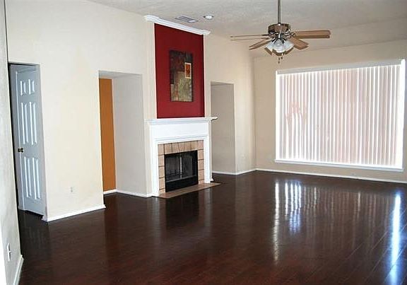 5th image of 2801 Clearmeadow Dr