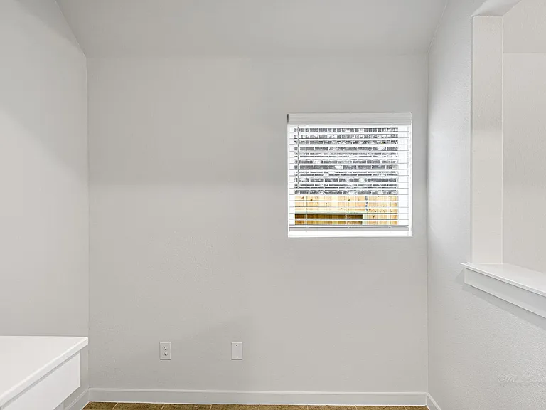 21259 Shore Bluff Dr — Photo 10