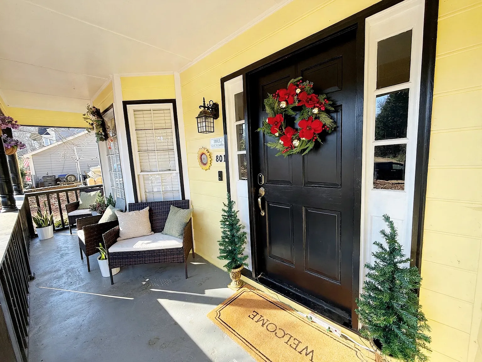 801 Forest Park Ln — Photo 2