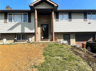512 Leckrone Highhouse Rd, Mc Clellandtown, PA 15458