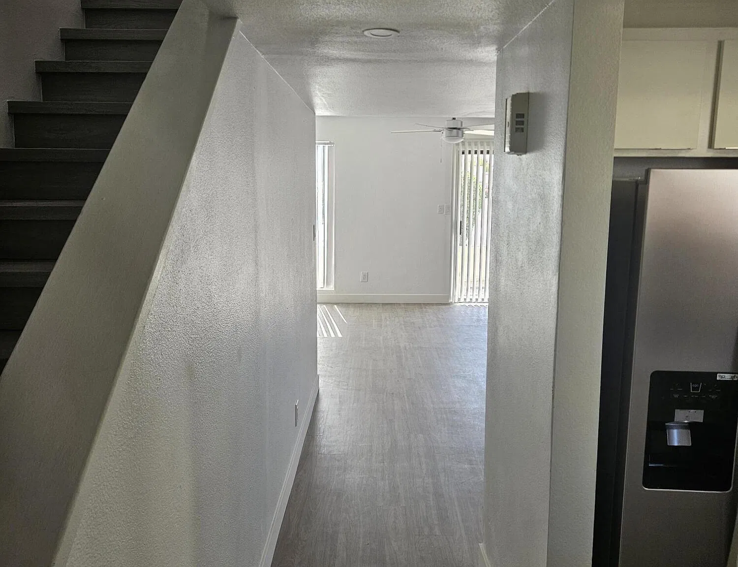 2 bed, 2.5 bath, 1145 sqft, $1,825 — Photo 2