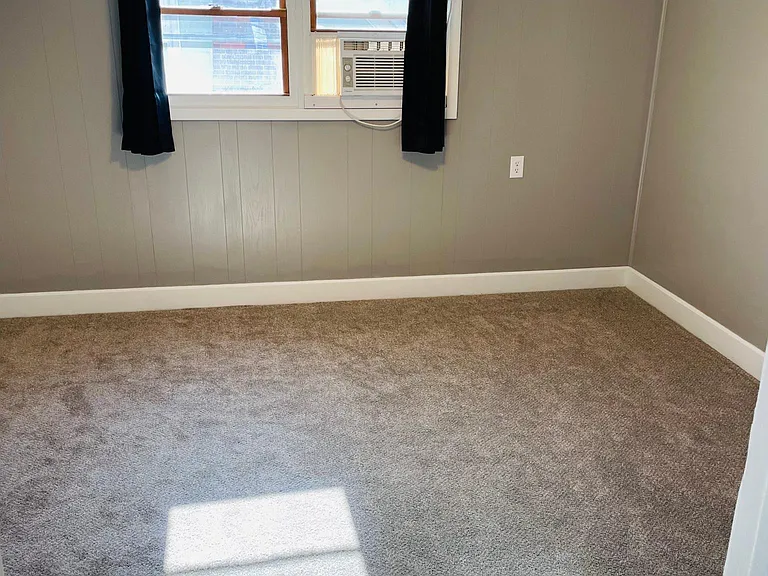 230 2nd St SE — Photo 15