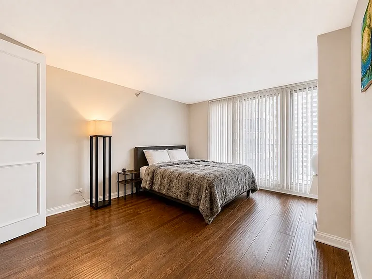 200 N Dearborn St #1205 — Photo 11