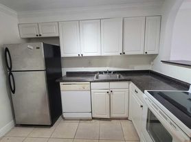 4324 NW 9th Ave, Deerfield Beach, FL