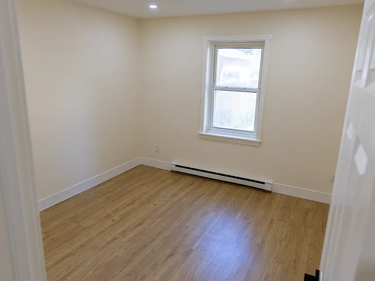 11 Jefferson St #1A — Photo 8