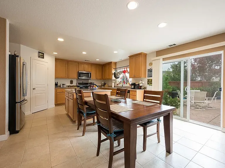 1114 Conception Dr — Photo 30
