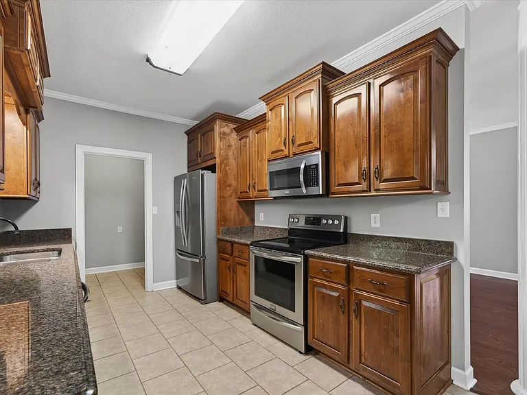 2200 Springlot Rd — Photo 15