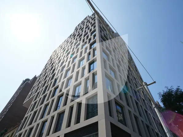 160 East 22nd Street 3E image 11 of 11