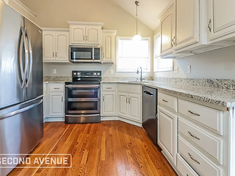 1710 Black Bear Ct — Photo 6