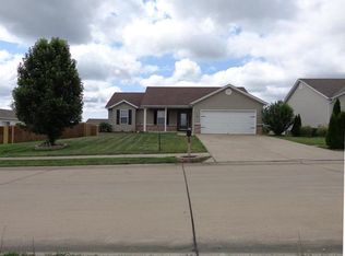 703 Warrior Pass, Warrenton, MO 63383
