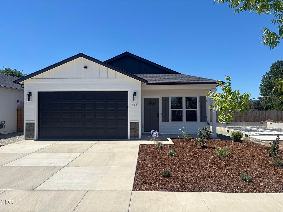 1st image of 729 Dahl Pl #5