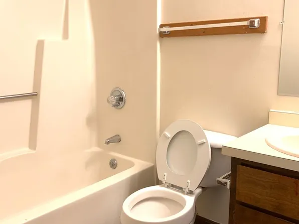 1512CV, 1512 Collegeview Ave APT B, Raleigh, NC 27606